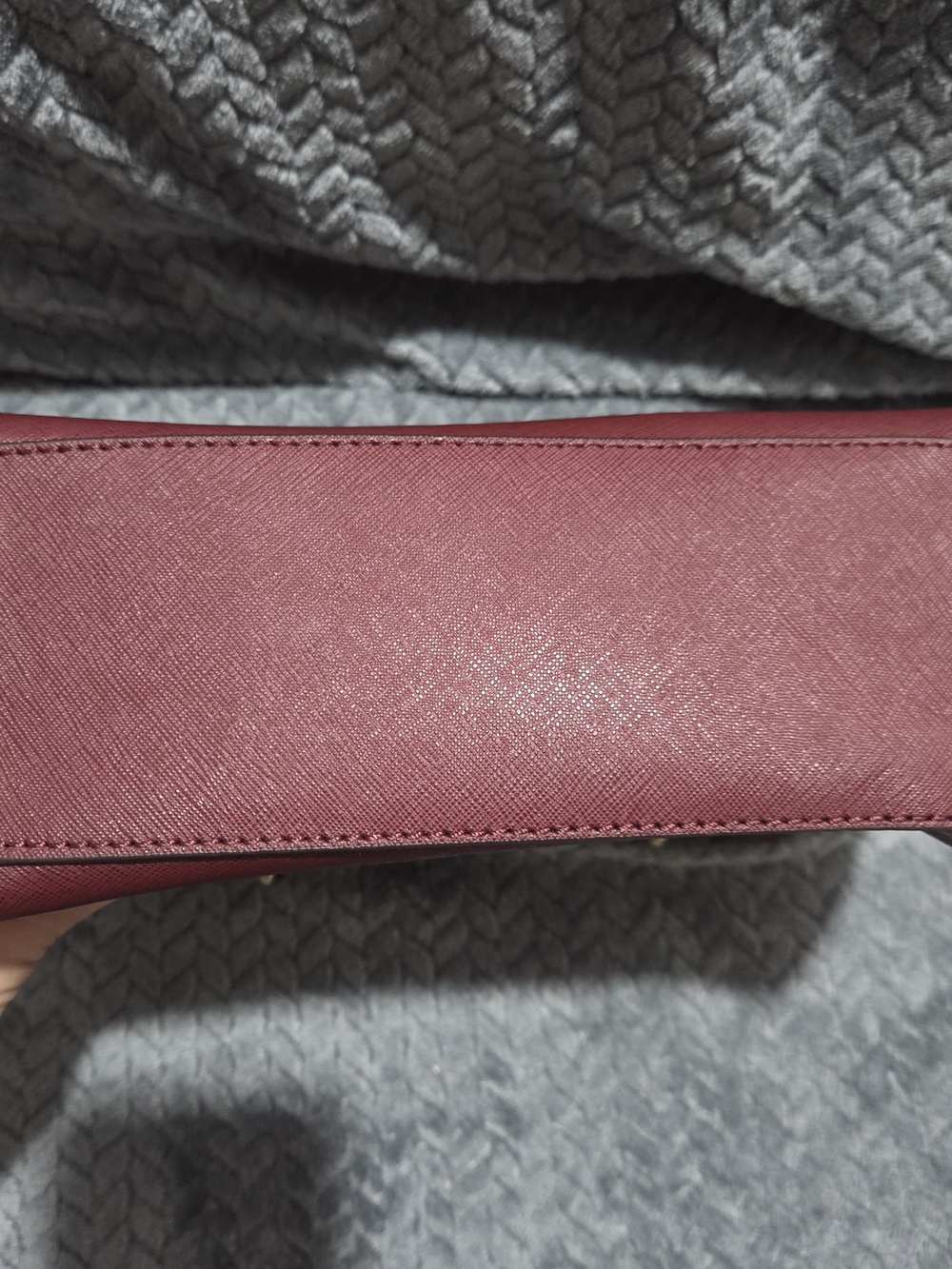 Michael Kors Cynthia Small Saffiano Leather Satchel Burgundy - Picture 6 of 10